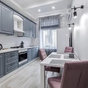  Апартаменты Inshiapartments On Lysenka Str